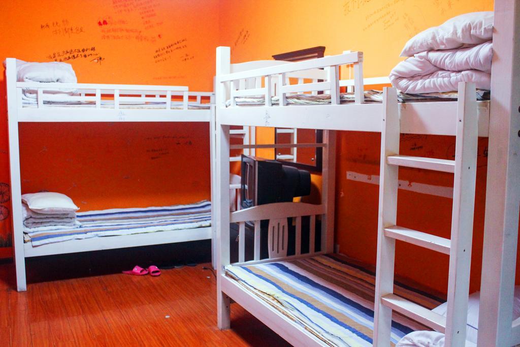 Dengba Hostel Chengdu Branch Exterior photo